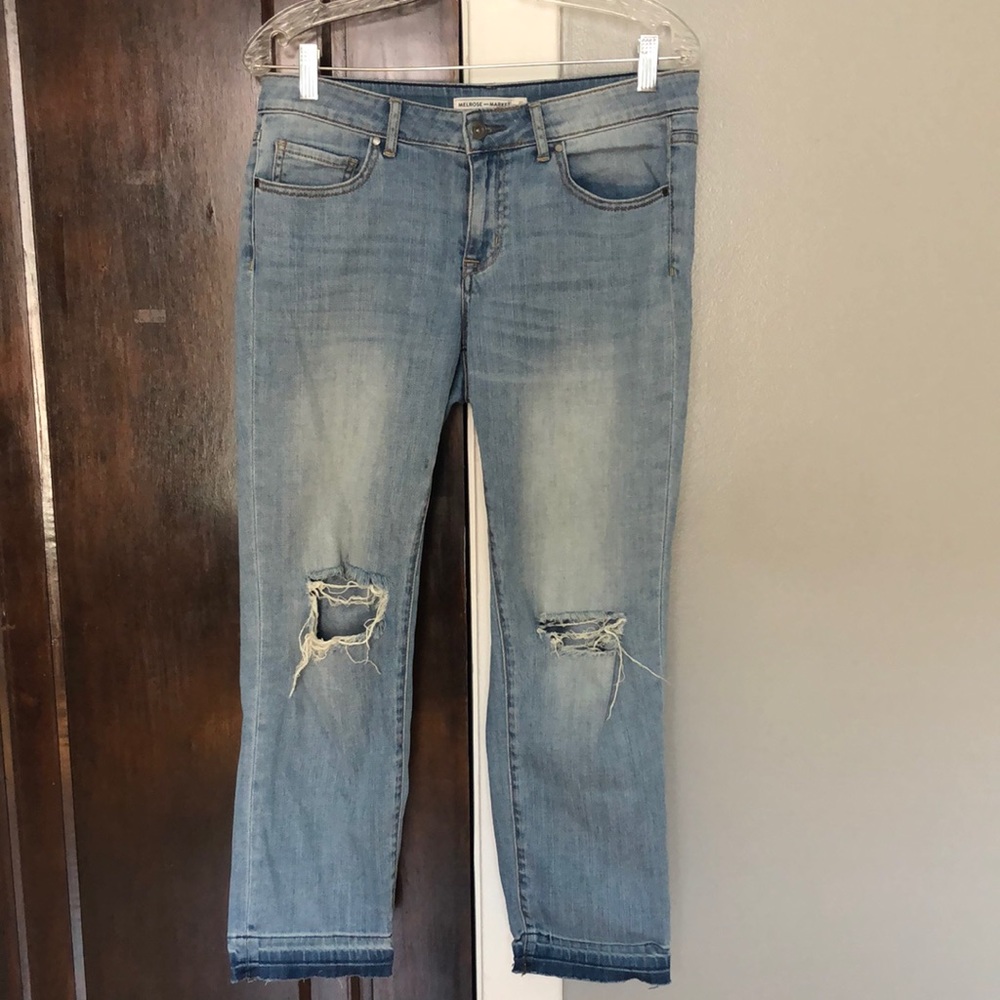 Melrose and Market boyfriend jeans. Size 27.